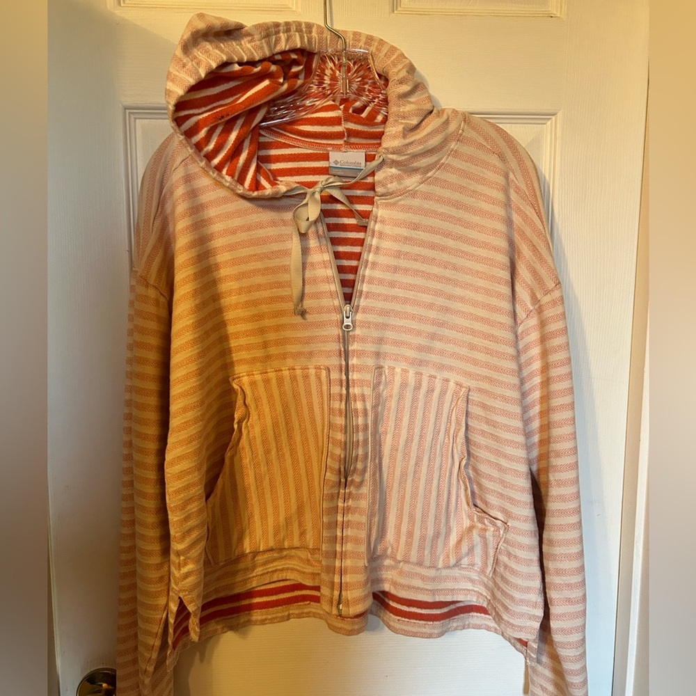 Columbia XL Striped Pink and White Zip-Up Hoodie